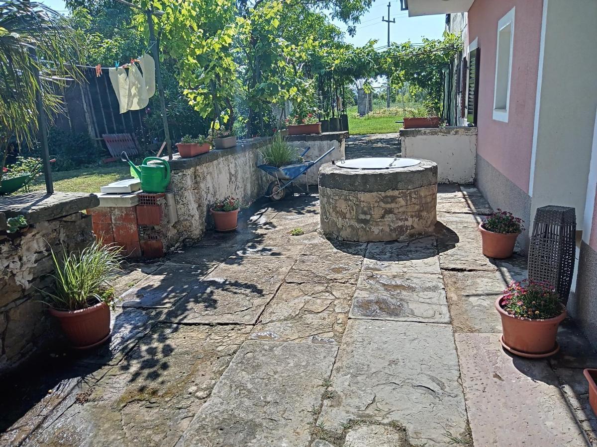 Luna Ankaran Exterior photo